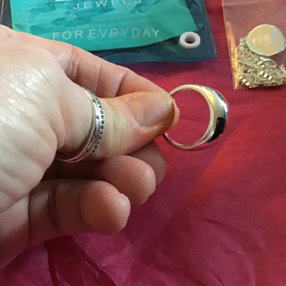 🔥 2 for 50$ 💥 EVRY JEWELS - silver- 3 pieces - Picture 7 of 10